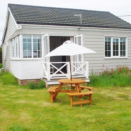 Hydaway Villa Bacton  Exteriör bild